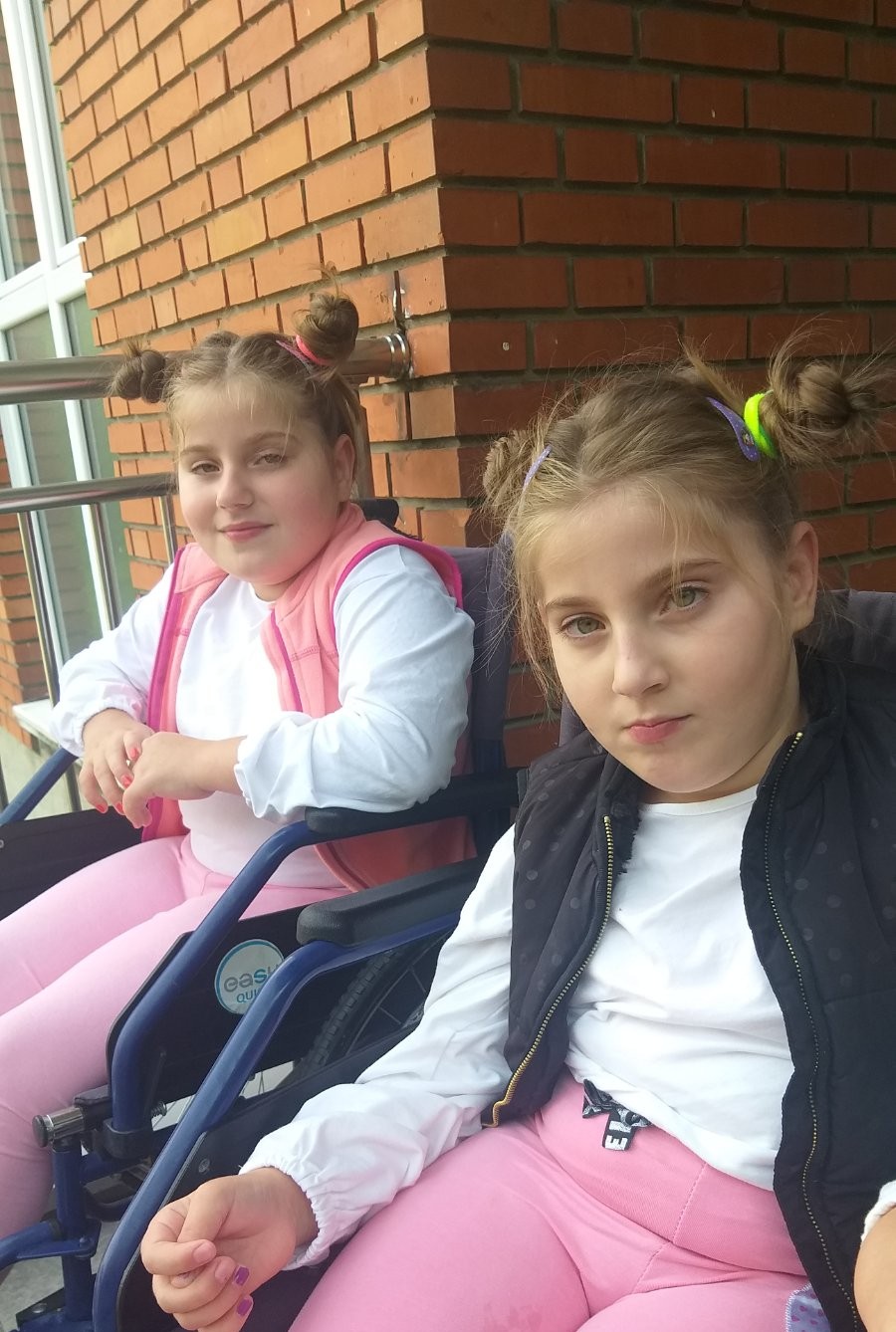 Tijana i Emilija Mojsilović
